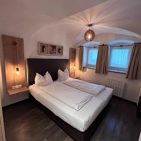 Bed and Breakfast Max Summercard Included