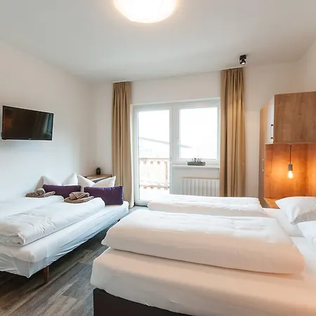 Bed and Breakfast Max Summercard Included 2*